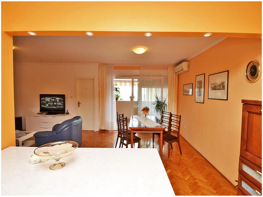 Apartment Laura โปดสตรานา ห้อง รูปภาพ